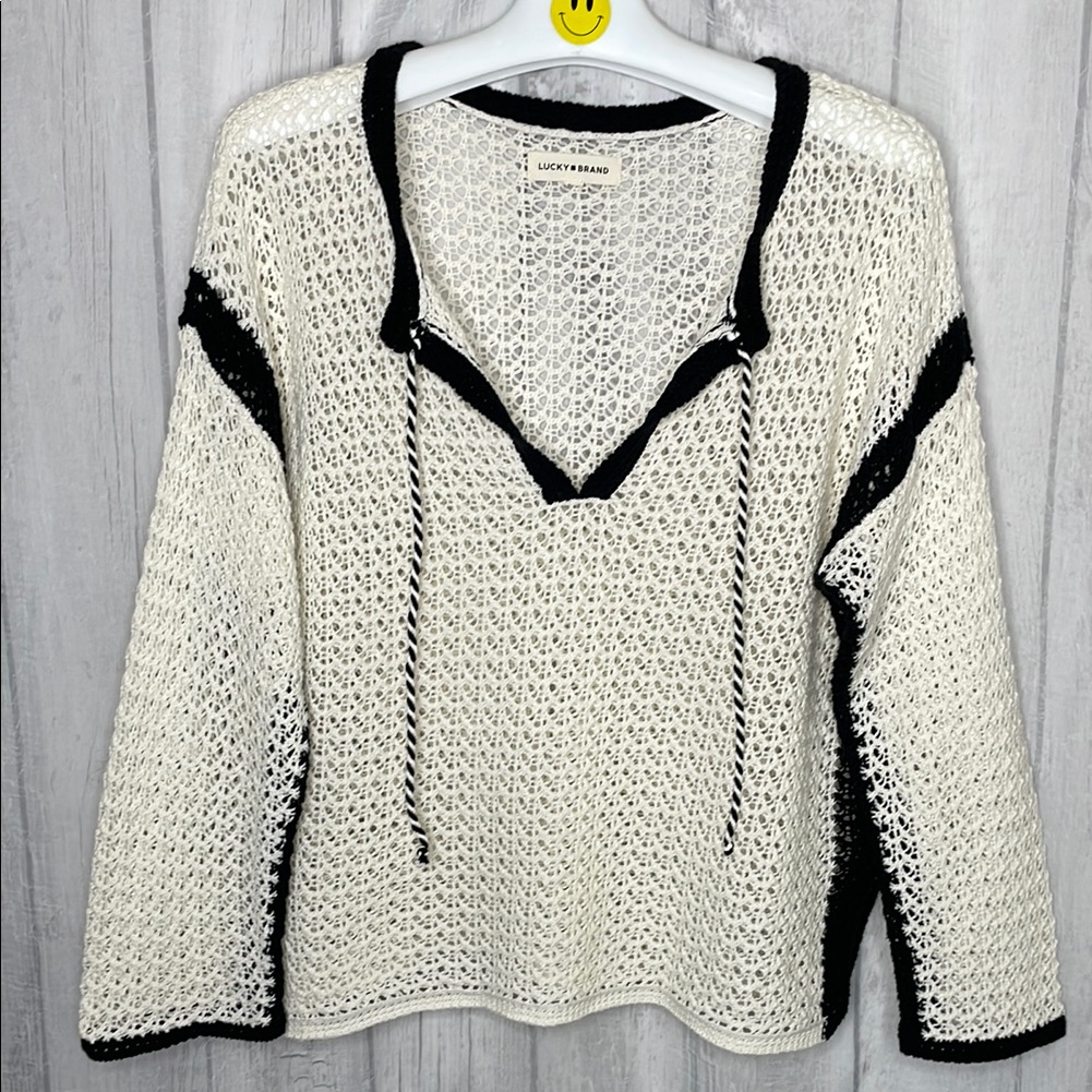Lucky Brand Women's Black And Off White Sweater